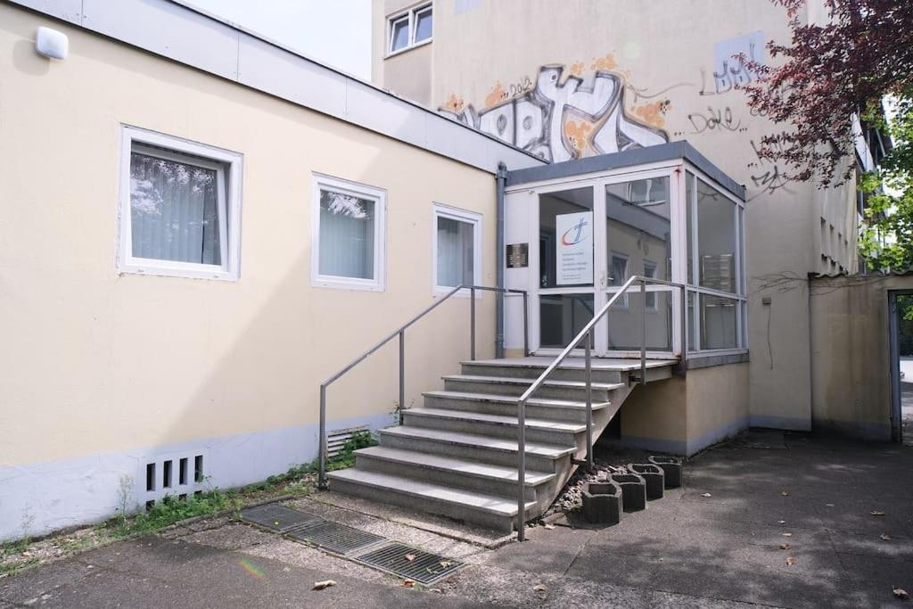 Mivano Apartments - Am Bahnhof Celle Exterior photo
